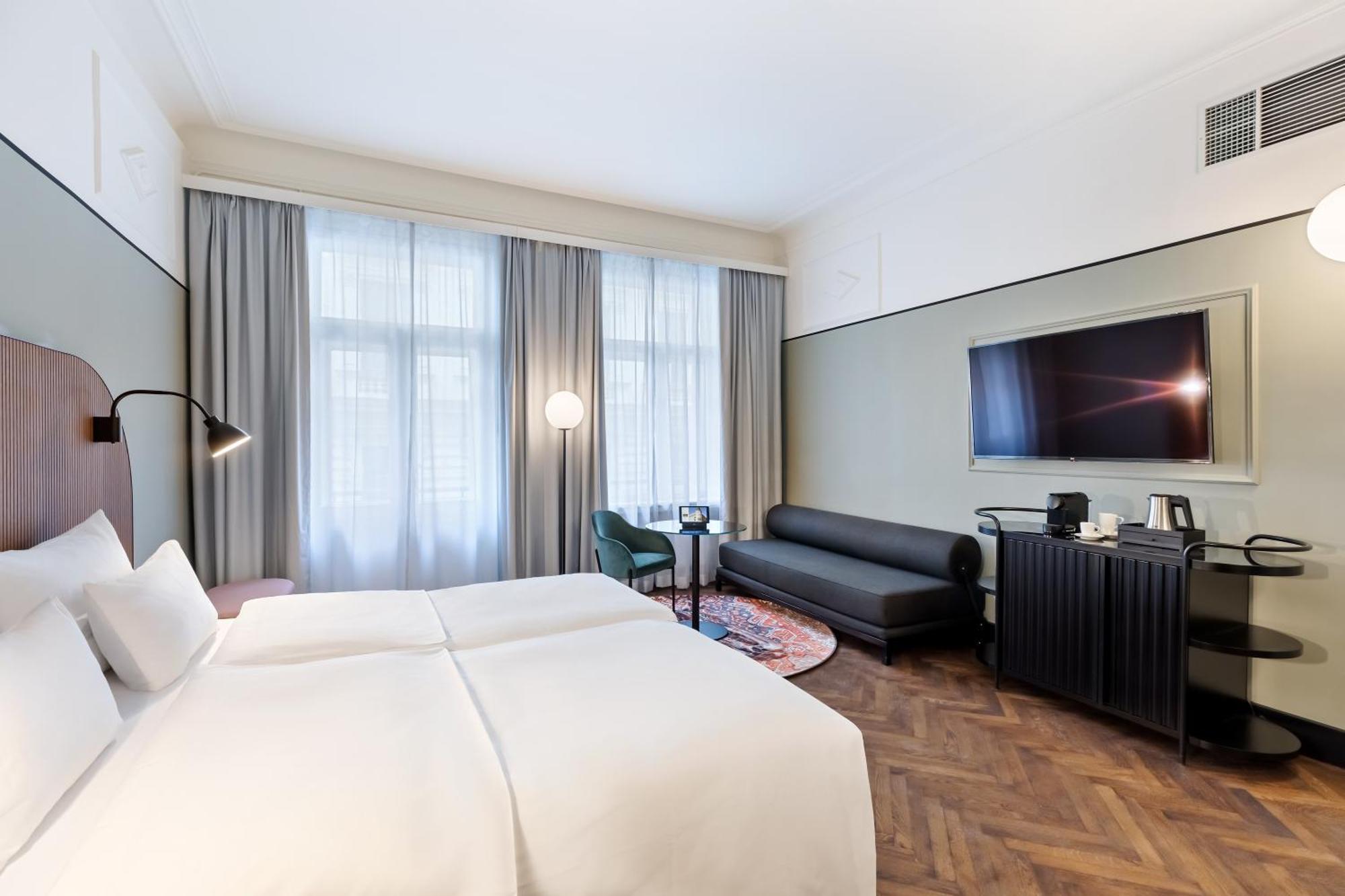 Hotel Astoria Vienna, Curio Collection By Hilton
