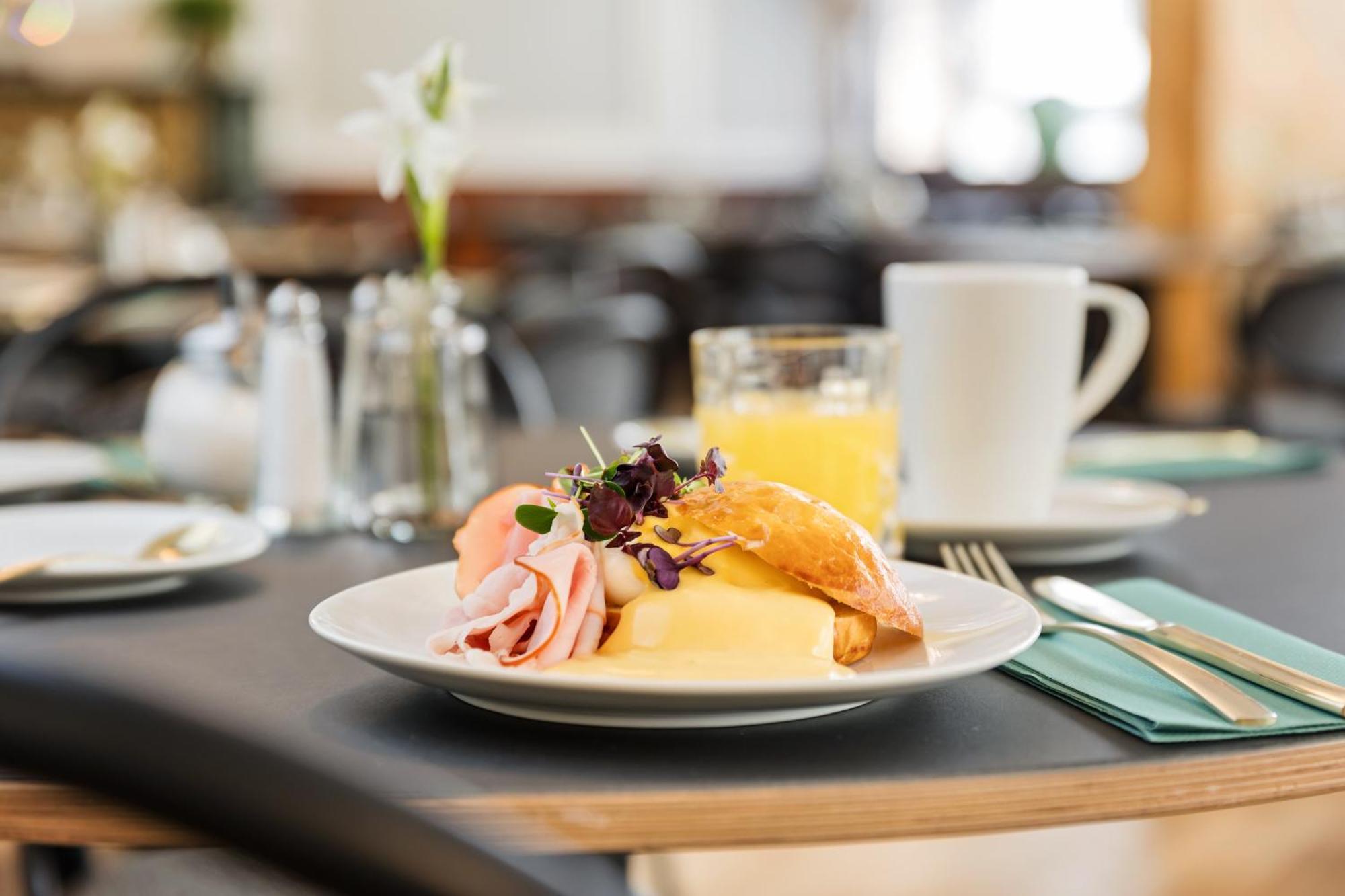 Hotel Astoria Vienna, Curio Collection By Hilton