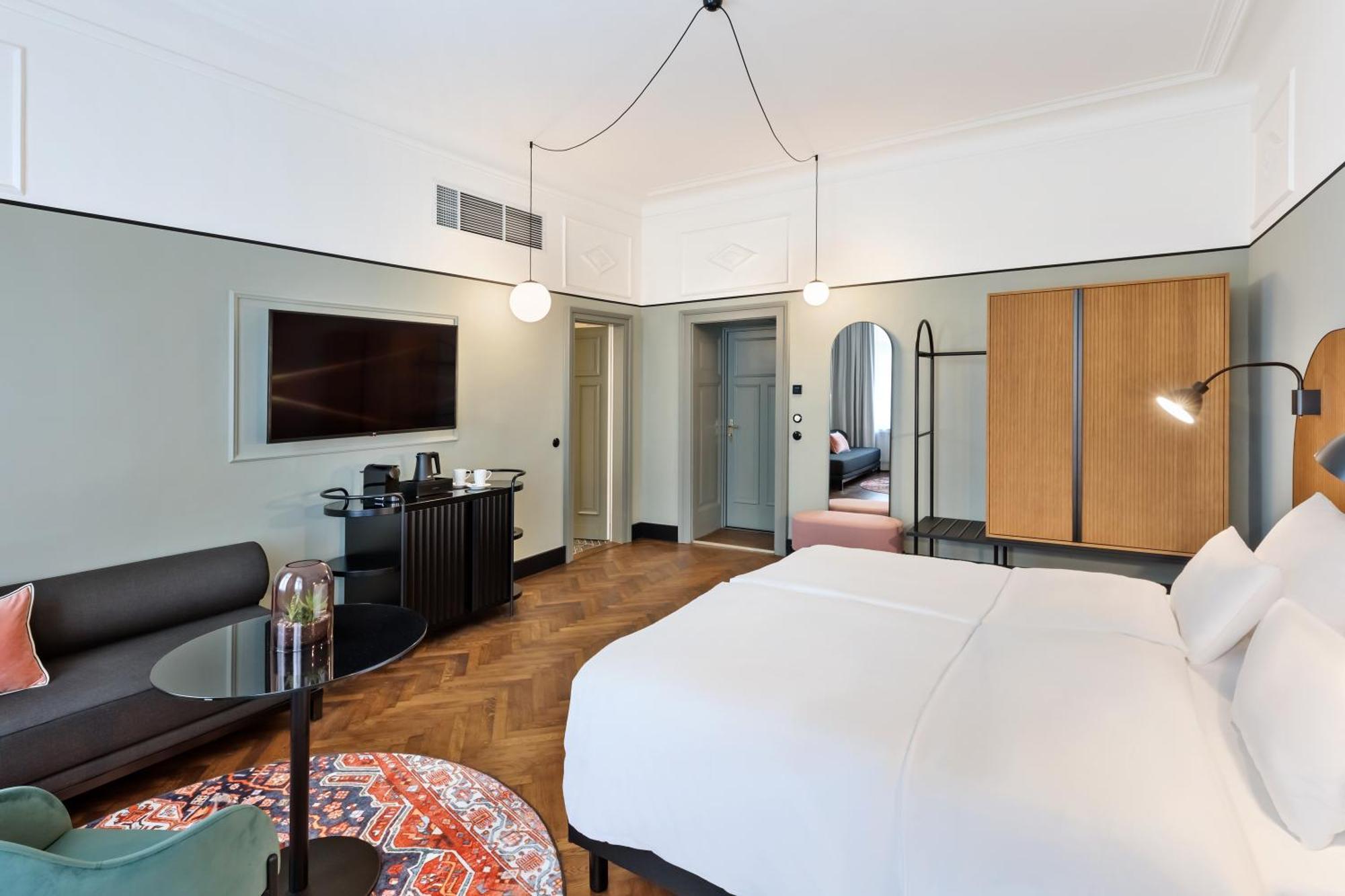 Hotel Astoria Vienna, Curio Collection By Hilton Wien